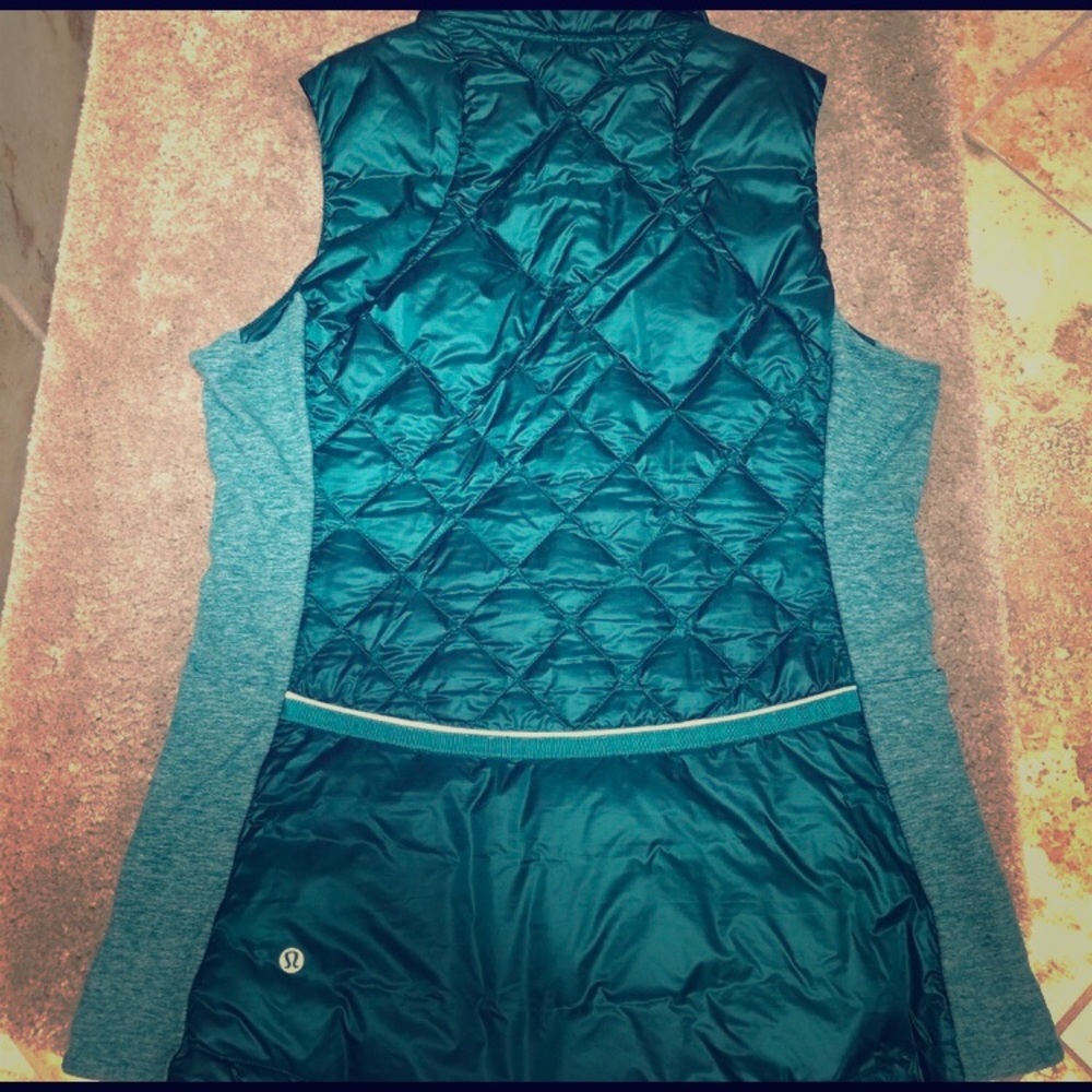 Lululemon Down for A Run Vest